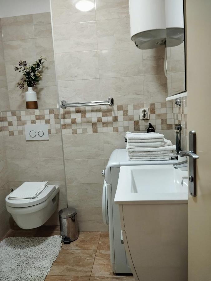 Noemi Apartment Zadar Buitenkant foto